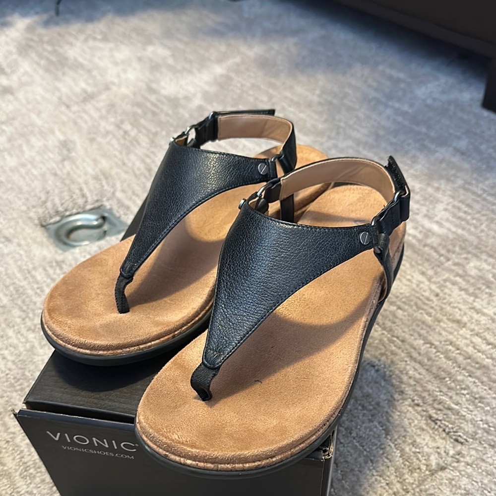 Vionic kirra sandles